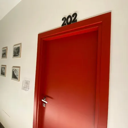 Holiday Guesthouse Nocleg ze śniadaniem