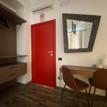 Couette-café Holiday Guesthouse 4*