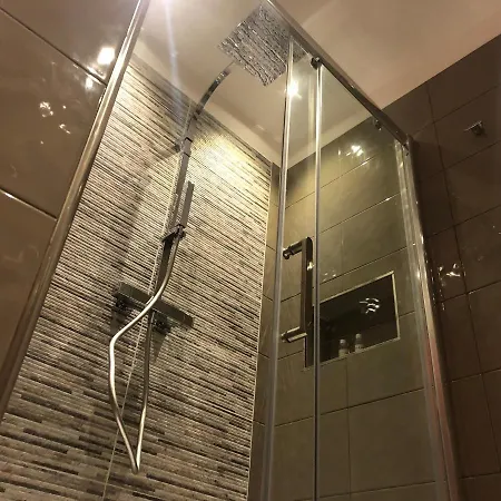 Holiday Guesthouse