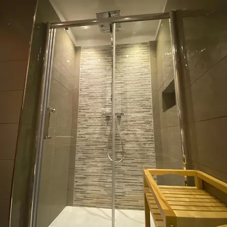 Holiday Guesthouse Nocleg ze śniadaniem Salerno