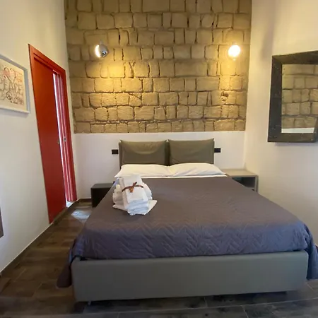 Holiday Guesthouse 4*